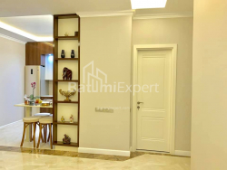Բնակարան 3-комн 102 m² - Իլյա Ճավճավաձե, Batumi