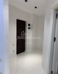 Բնակարան 82 մ² - Էքվթիմե Թակաիշվիլի, Batumi, Վրաստан