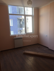 Բնակարան 3-комн 76 m² - Նիկո Փիրոսմանի, Batumi