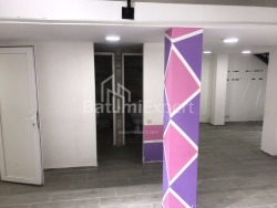 Գրասենյակ 130 մ² - Էքվթիմե Թակաիշվիլի, Batumi, Վրաստан