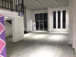 Գրասենյակ 130 մ² - Էքվթիմե Թակաիշվիլի, Batumi, Վրաստан