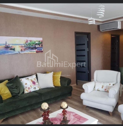 Բնակարան 3-комн 88 m² - Ռուսթավելին, Batumi
