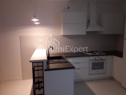 Բնակարան 4-комн 93 m² - Նիկո Փիրոսմանի, Batumi