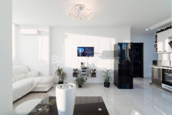 Բնակարան 3-комн 75.6 m² - Նիկո Փիրոսմանի, Batumi