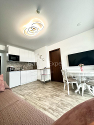 Բնակարան 2-комн 50 m² - Լեխ և Մարիա Կաչինսկիներ, Batumi