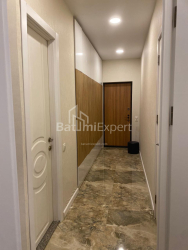 Բնակարան 4-комн 100 m² - Էքվթիմե Թակաիշվիլի, Batumi